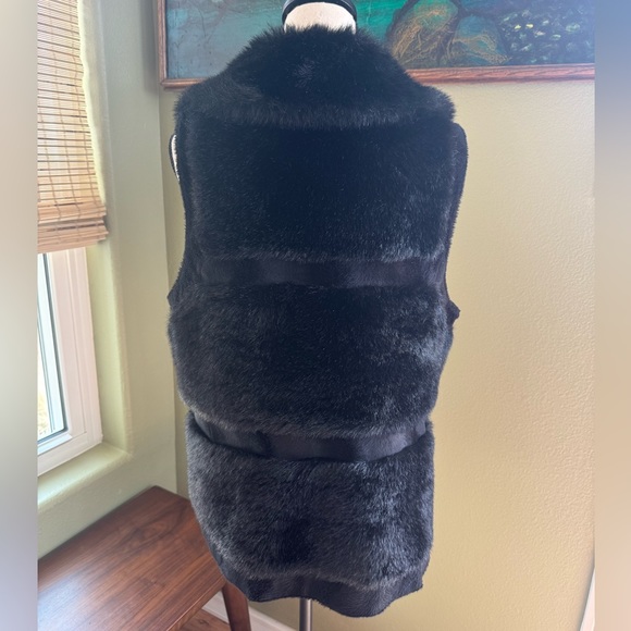 Rachel Zoe Faux Fur Vest - Picture 4 of 11